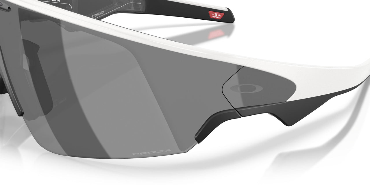 800105 - White - Prizm Black