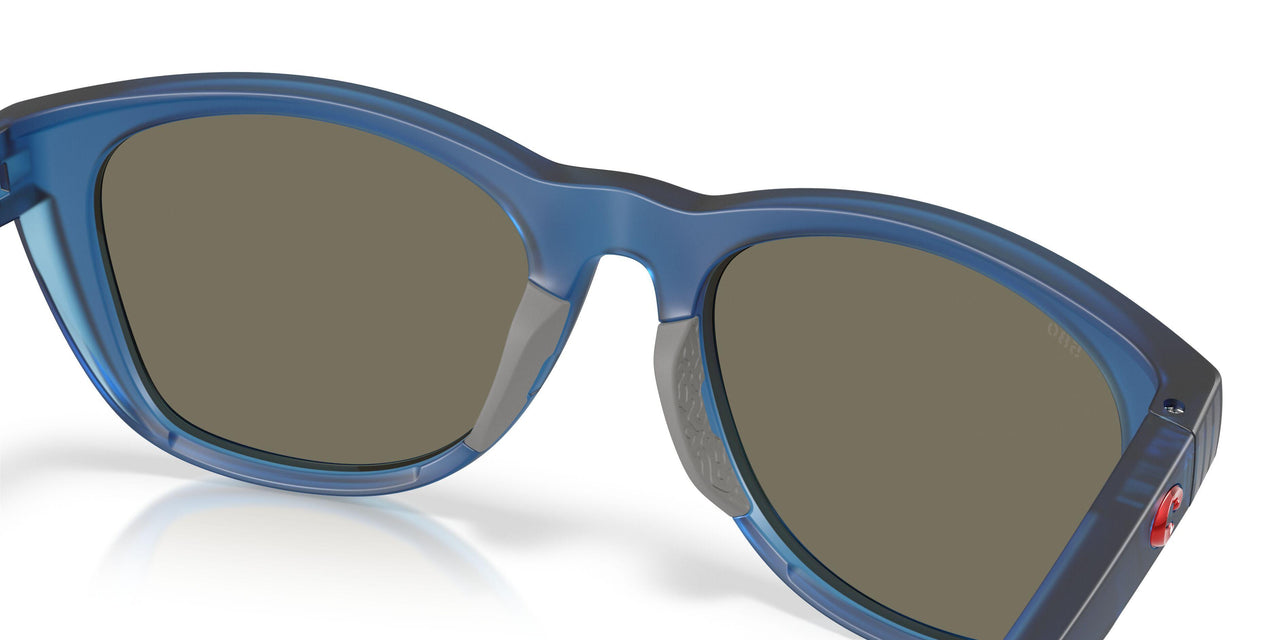 910811 - Blue - Blue Mirror