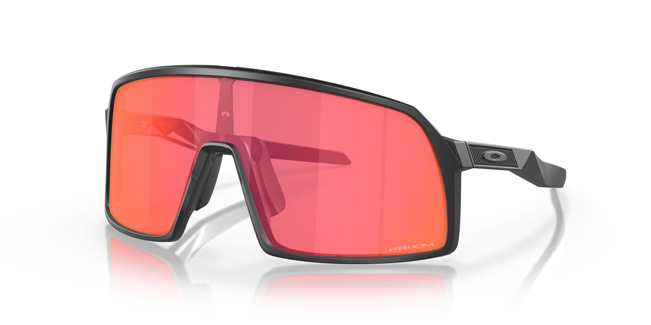 946203 - Black - Prizm Trail Torch