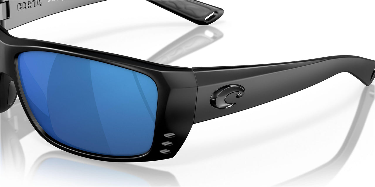 902405 - 01 Blackout - Blue Mir 580p