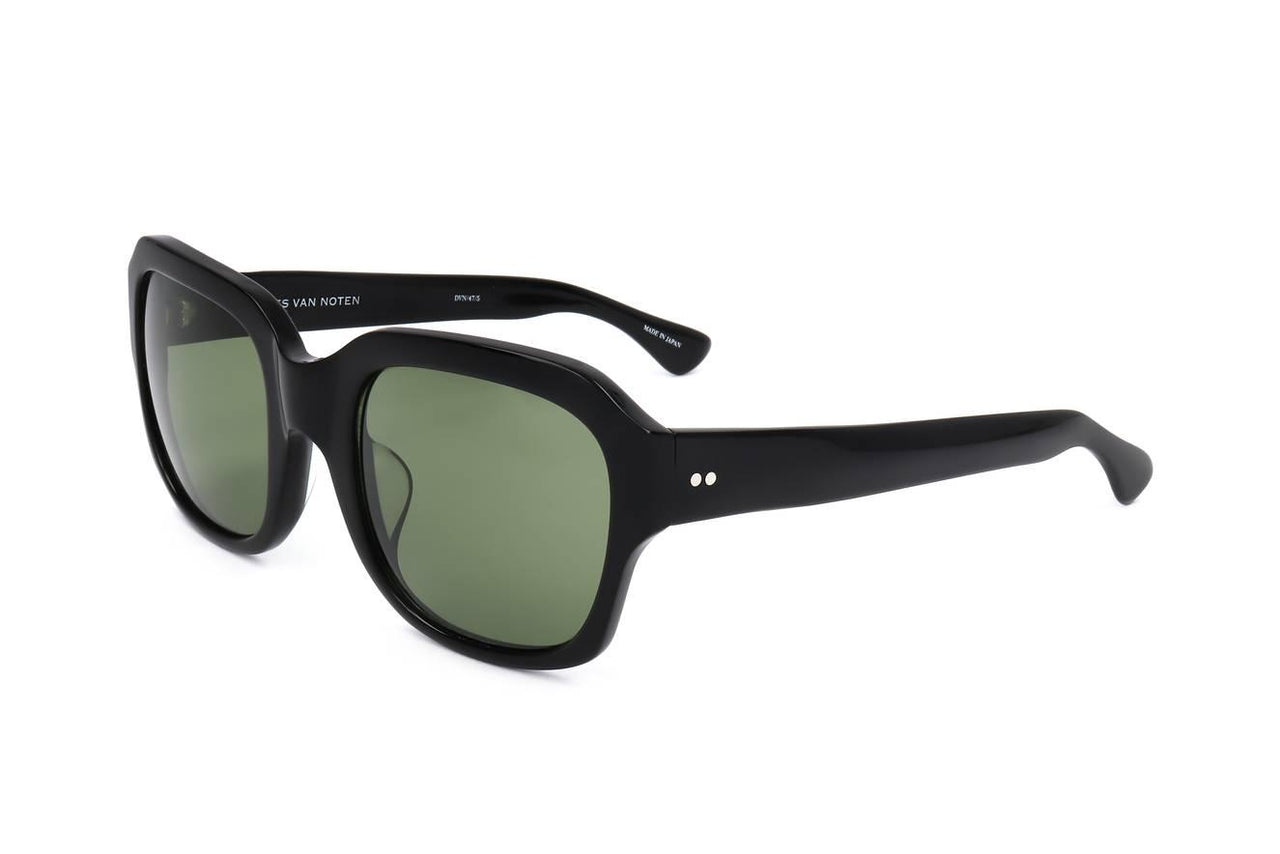 E - BLACK, GREEN