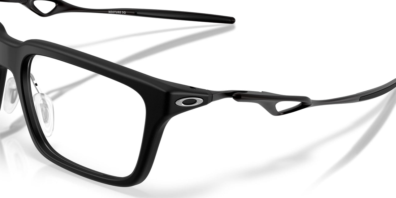 821101 - Black