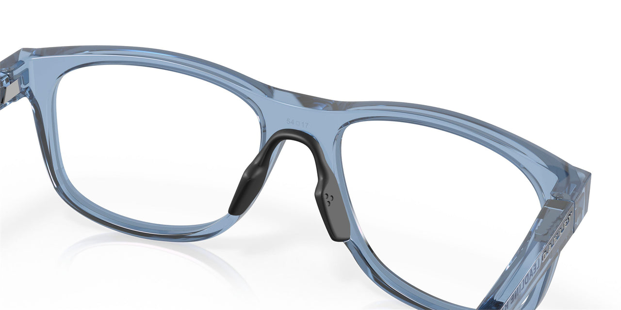 817506 - Blue