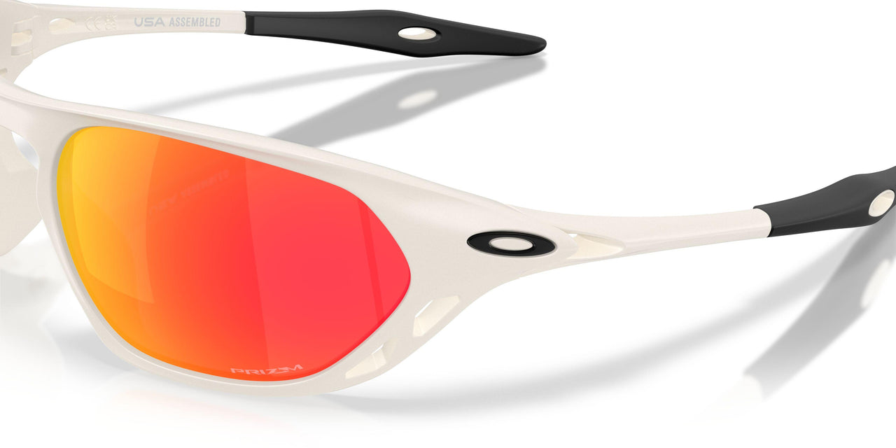 953705 - White - Prizm Ruby