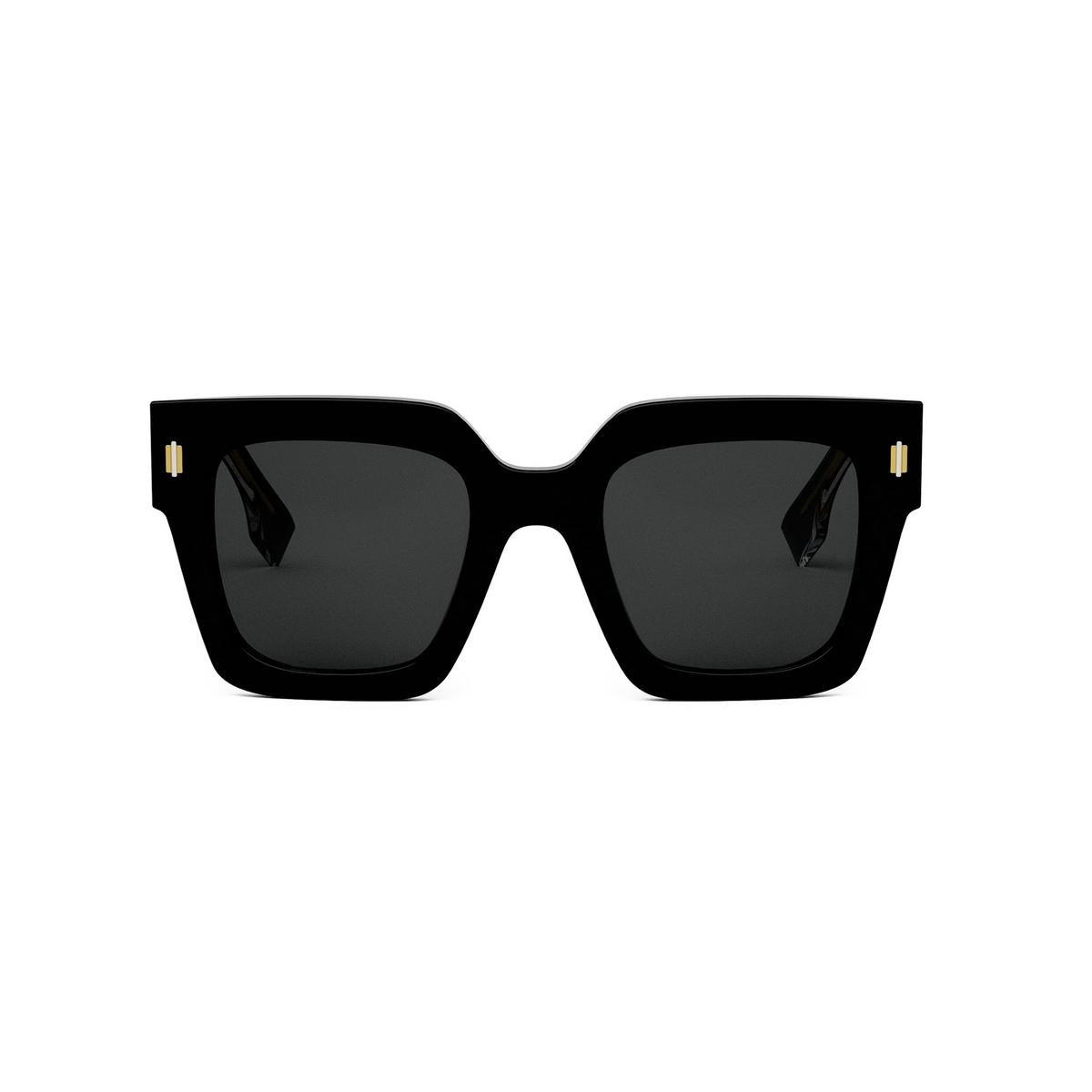 01A - Shiny Black - Smoke