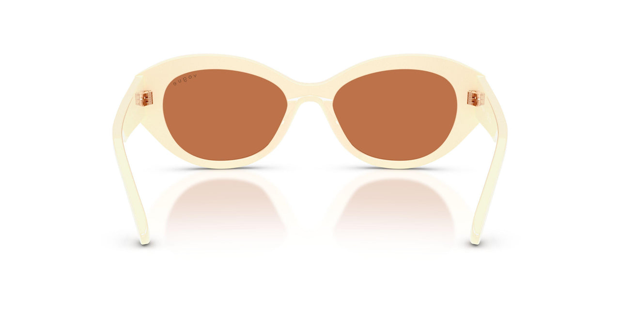 316773 - White - Brown
