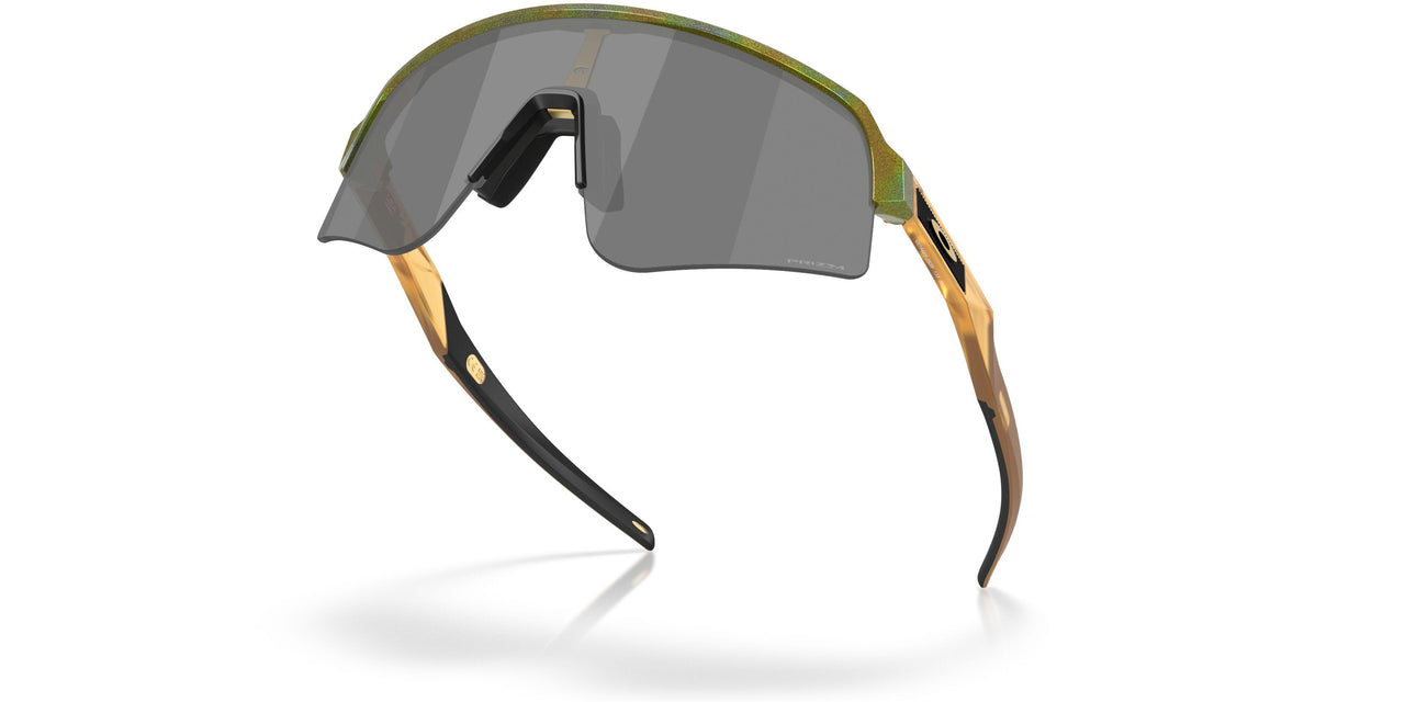 946535 - Green - Prizm Black