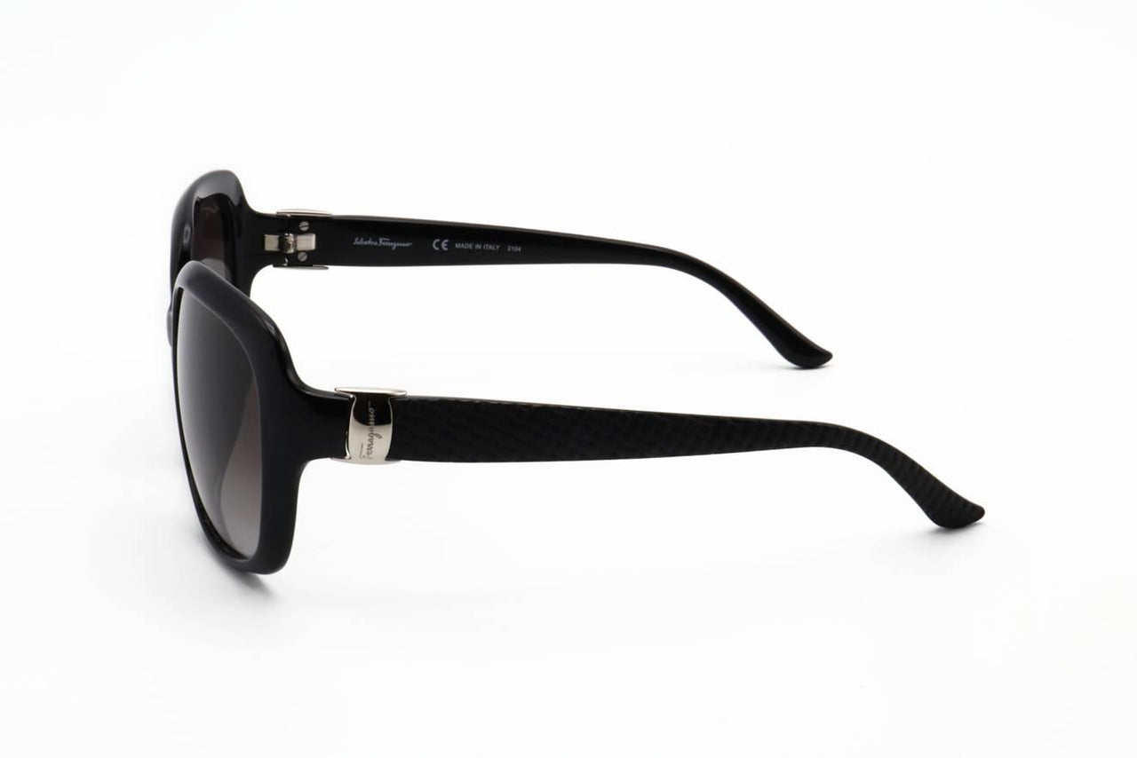 001 - BLACK