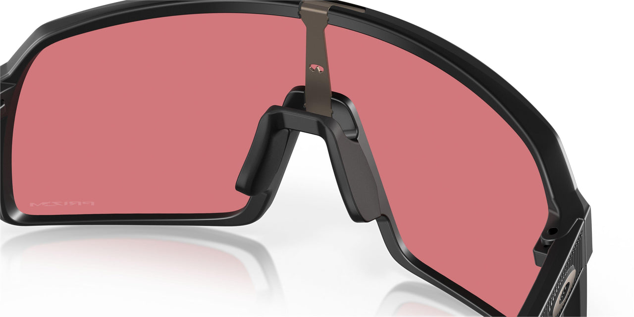 940611 - Black - Prizm Trail Torch