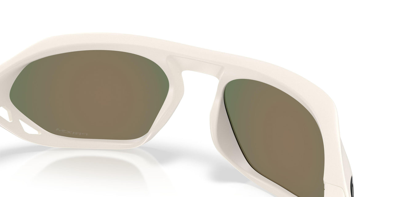 953705 - White - Prizm Ruby