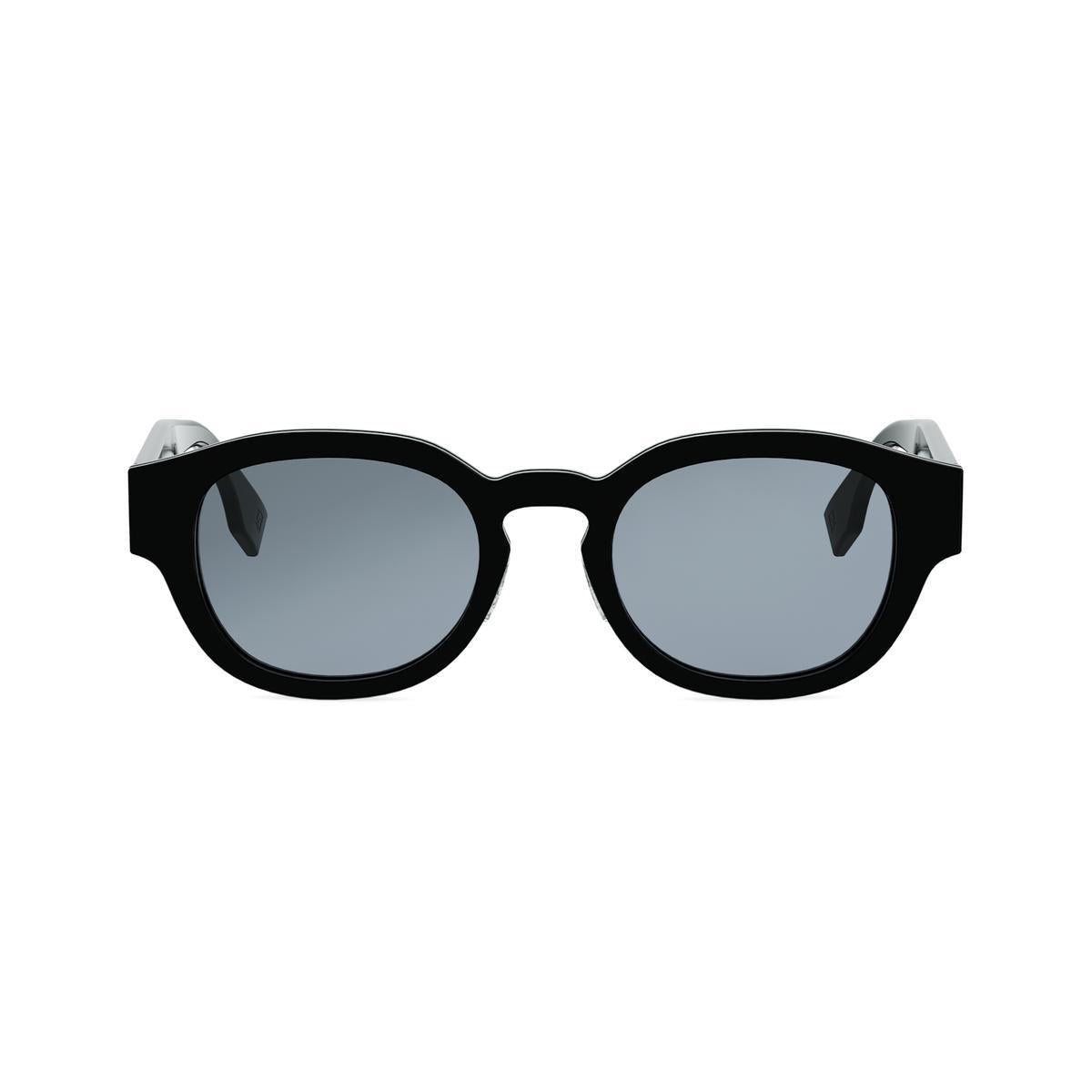 01A - Shiny Black - Smoke