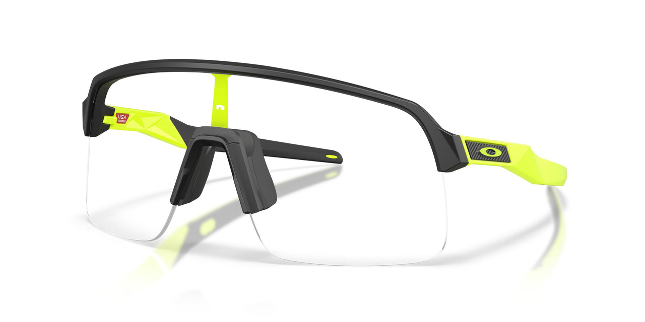 946335 - Black - Clear