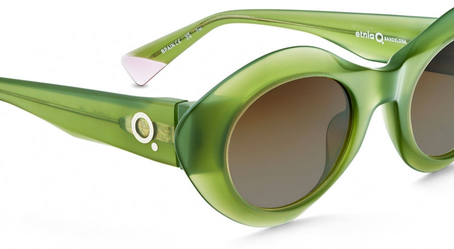 GR - Green