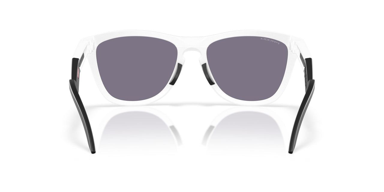 928908 - White - Prizm Grey