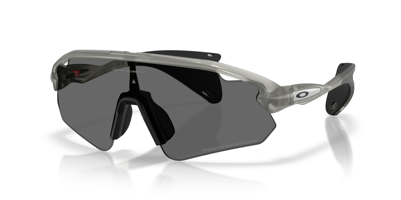 952506 - Grey - Clear To Black Iridium Photochromic