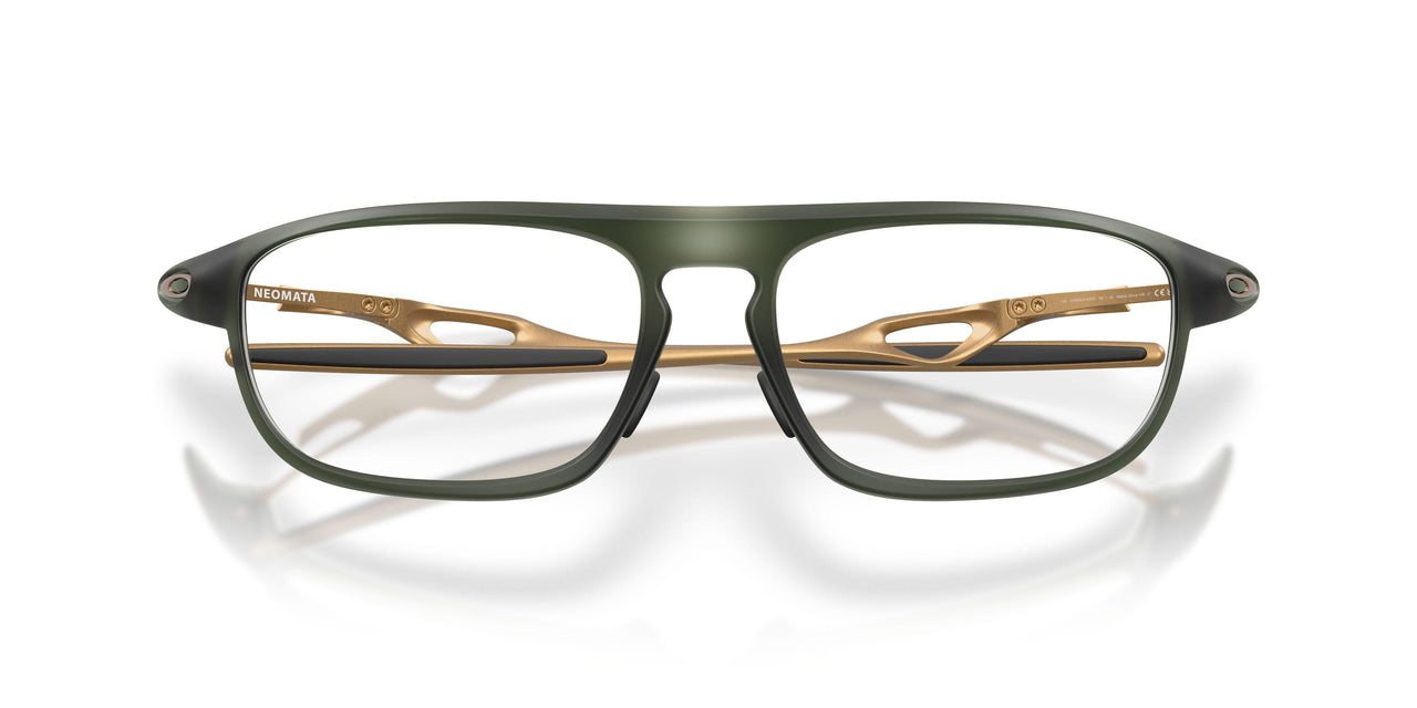 820304 - Green