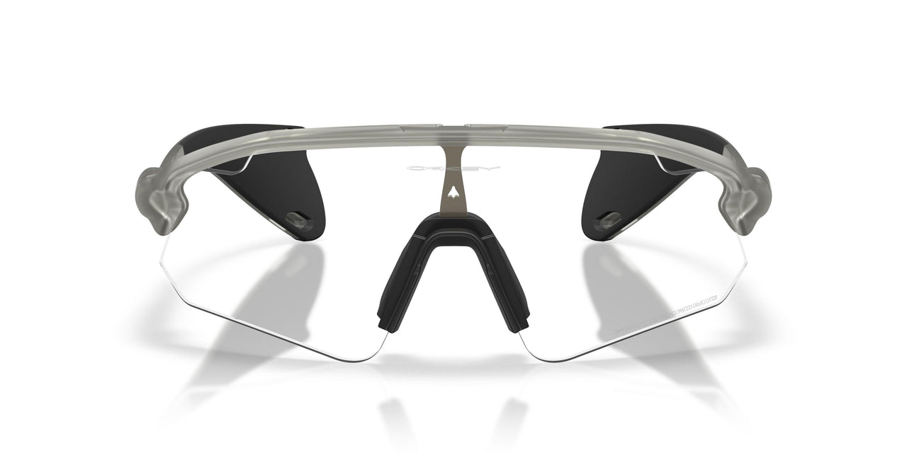 952506 - Grey - Clear To Black Iridium Photochromic