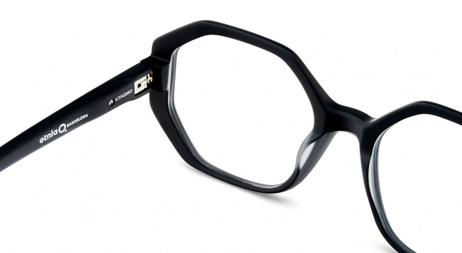 BK - Black