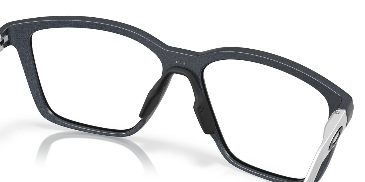 819104 - Black