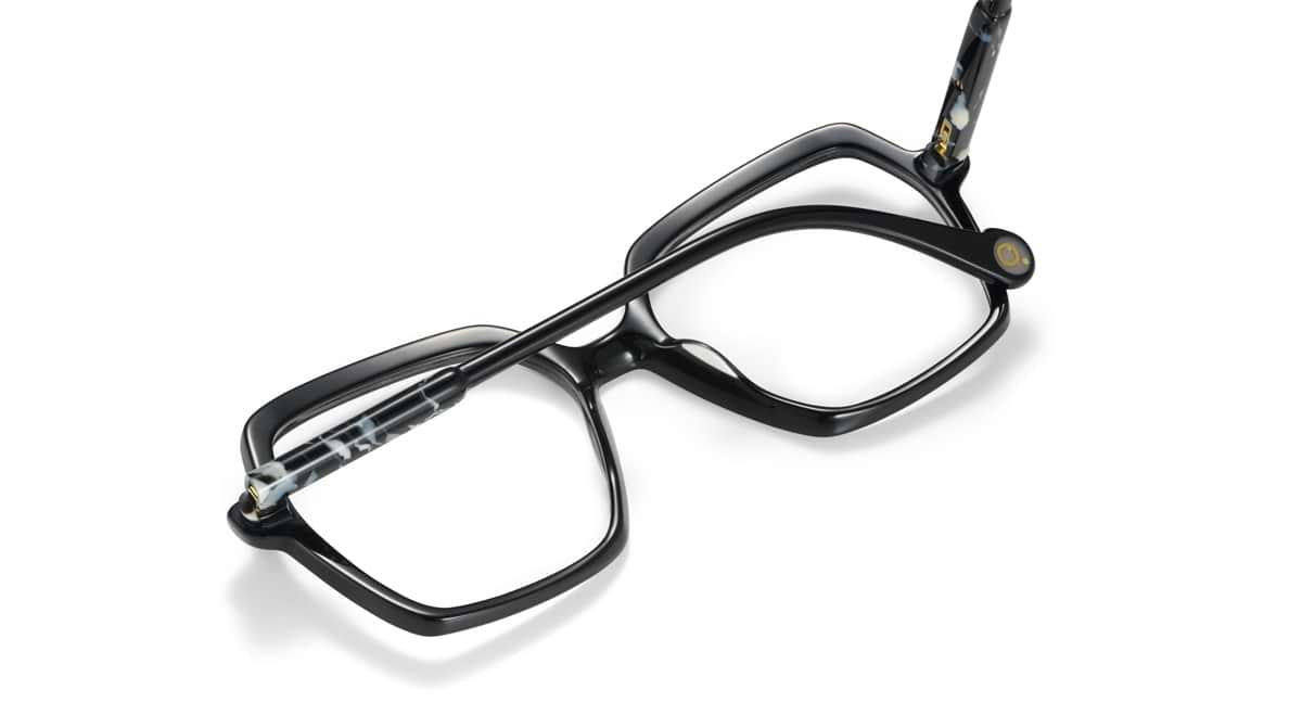 BK - Black