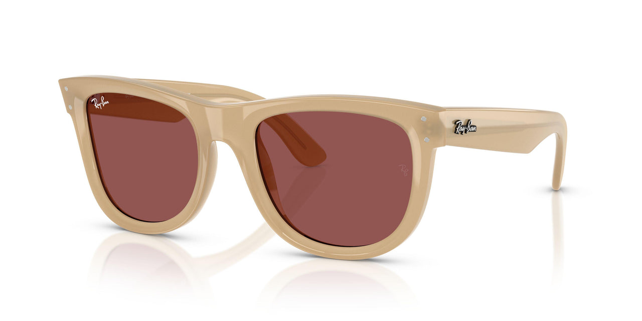 678069 - Beige - Dark Violet