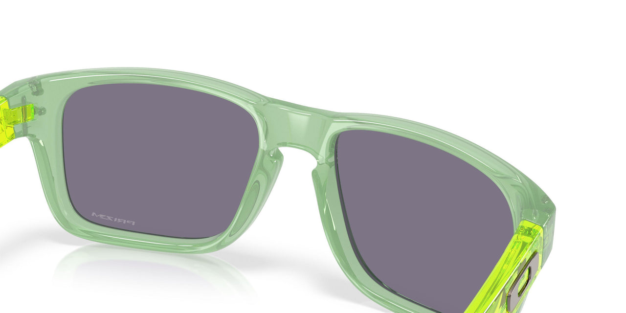 901405 - Green - Prizm Grey