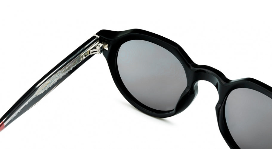 BK - Black