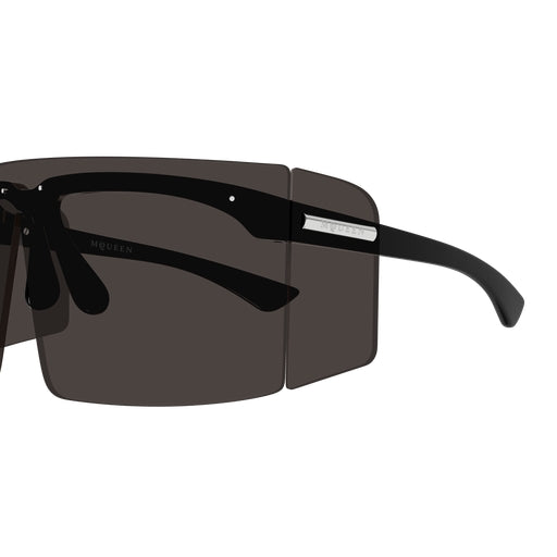 001 - Black - Smoke