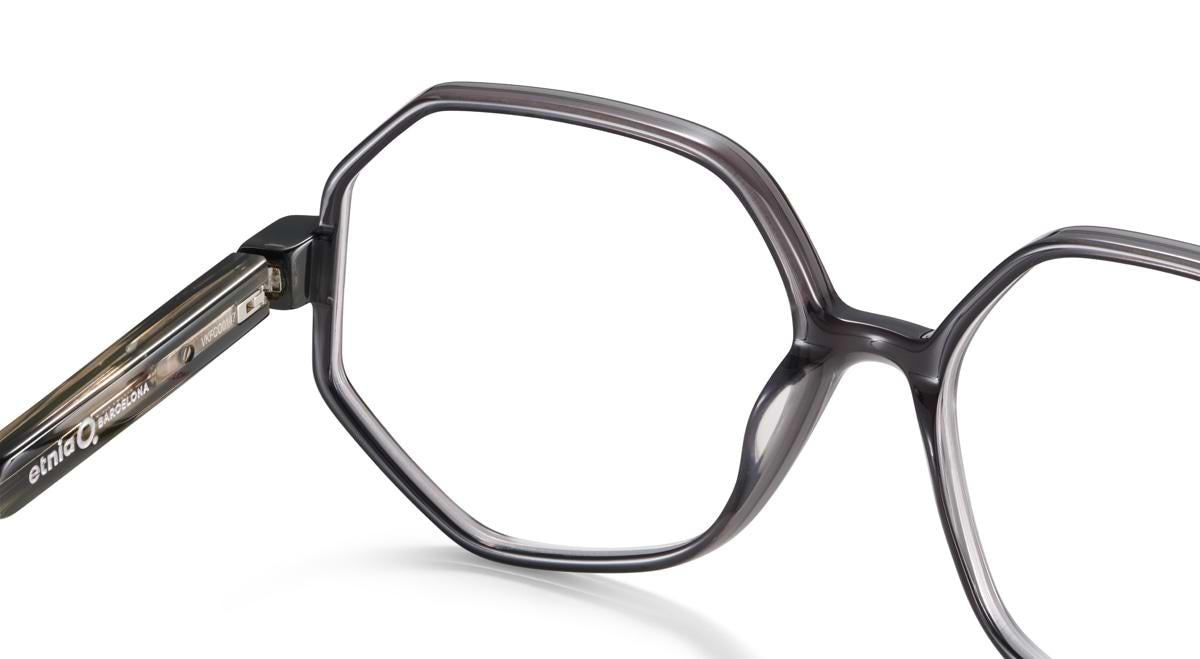 BK - Black