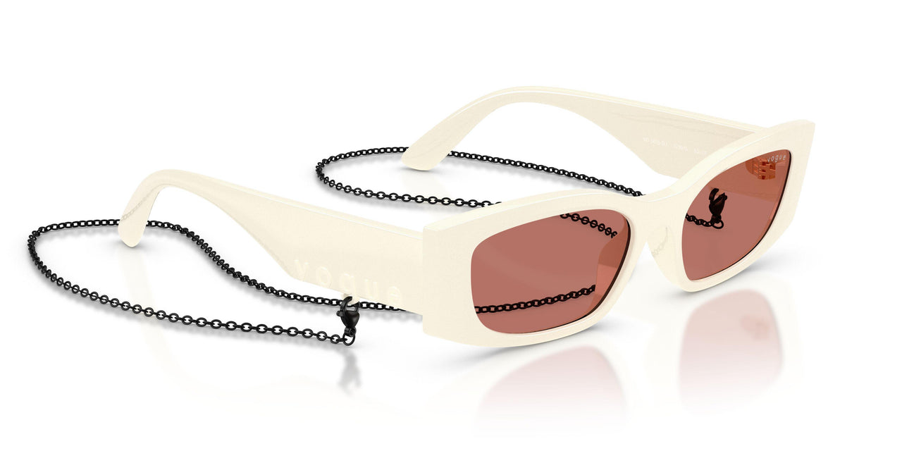 323975 - White - Red