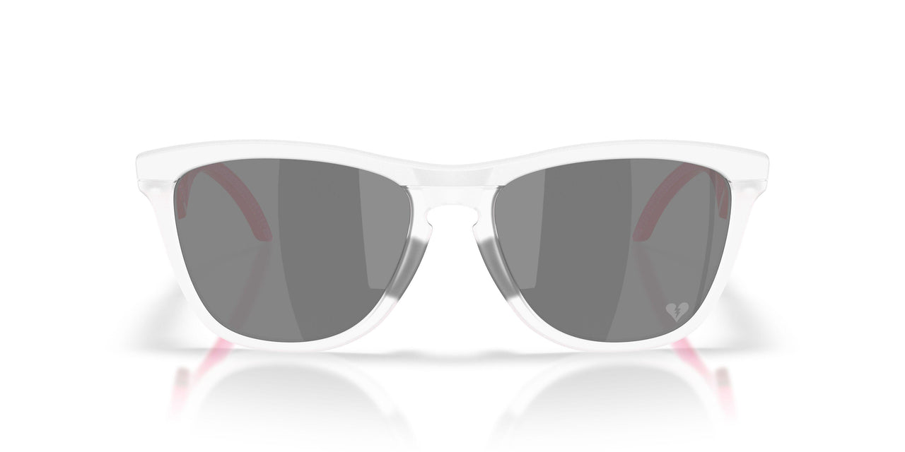 928910 - White - Prizm Black