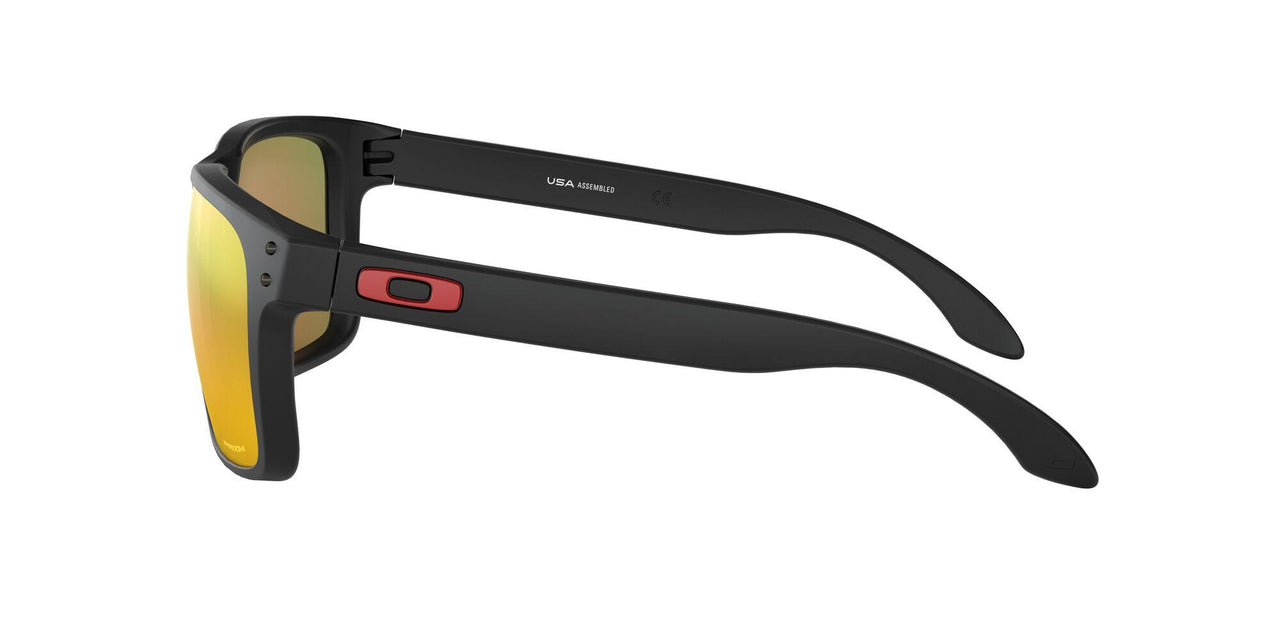 941704 - Black - Prizm Ruby